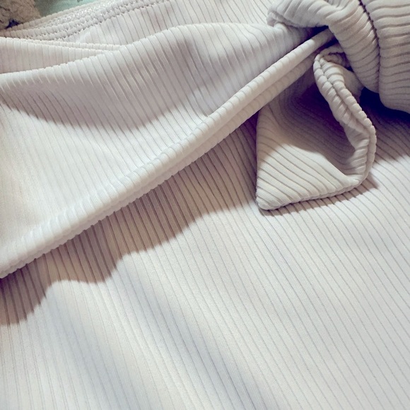 KORTNI JEANE High-Waisted Tie-Front Ribbed Swim Bottoms WHITE - Sz S NWT - Picture 2 of 6